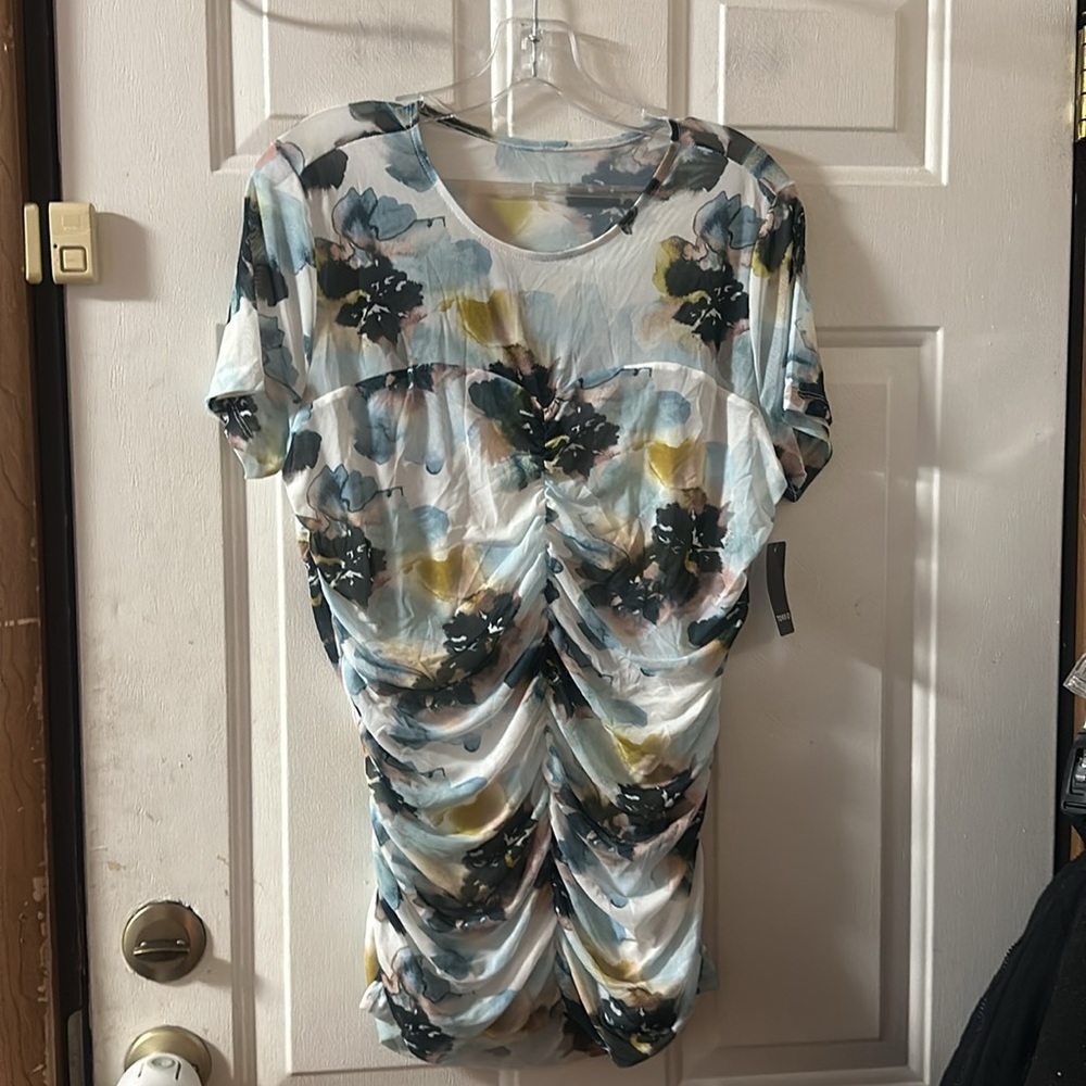 TORRID Stretch Mesh Crew Neck Ruched Top: MULTI FLORAL PRINT: NWT: SIZE 0 (L)